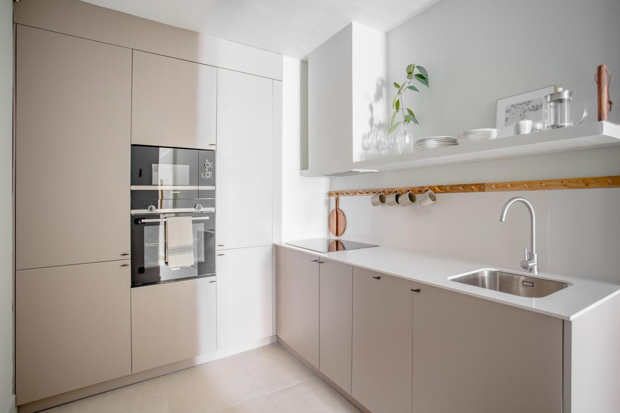 Seissta Madrid Centro "Remodelado" Aparthotel Екстериор снимка